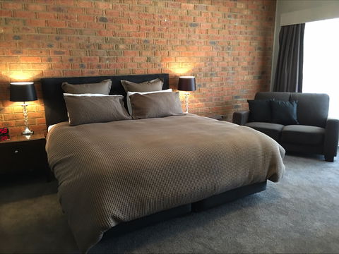Federation Motor Inn - Accommodation Yamba 1