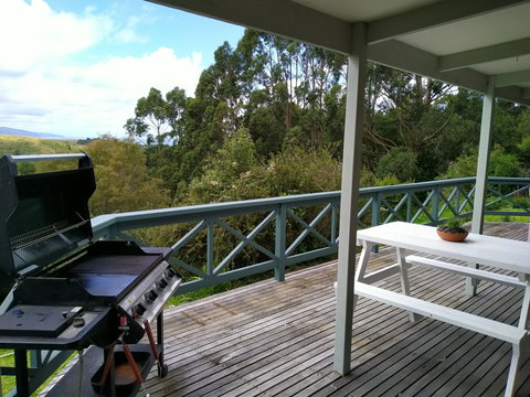 Fernhouse - Accommodation Yamba 2