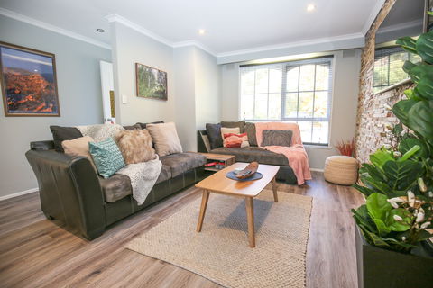 Fioras On Delany - Accommodation Yamba 1