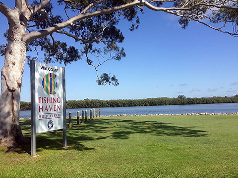 Fishing Haven Holiday Park - Accommodation Yamba 0