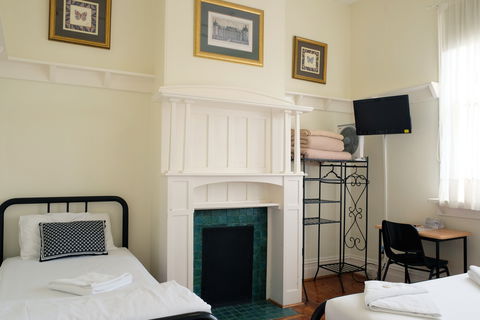 Hotel Claremont Guest House - Accommodation Yamba 2
