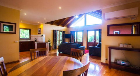 Perricoota Vines Retreat - Accommodation Yamba 2