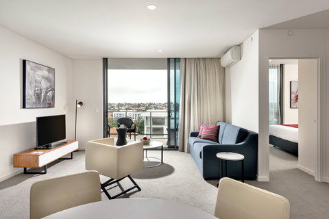 Ramada By Wyndham Vetroblu Scarborough Beach - Accommodation Yamba 2