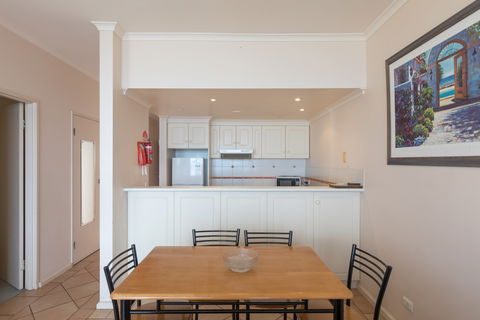 Spalding Lodge Unit 2 - Accommodation Yamba 2