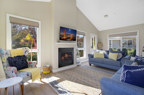 Summer Home - Our Place At Bright - Accommodation Yamba 1