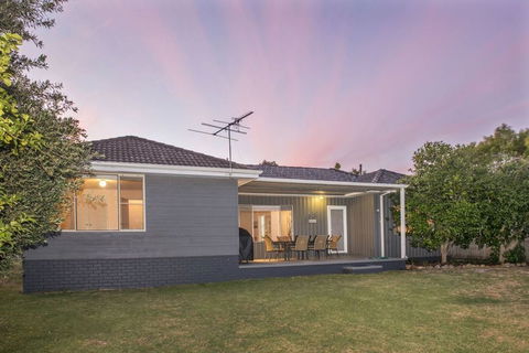 Swell Shack - Accommodation Yamba 0