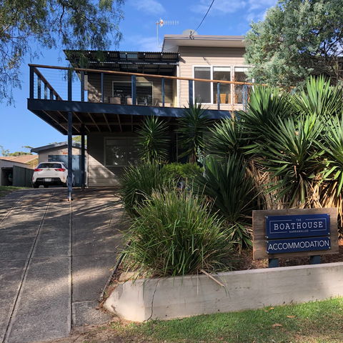 The Boathouse Narrawallee - Accommodation Yamba 0
