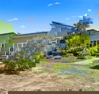 The Cutting - Accommodation Yamba
