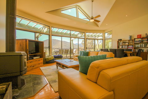 Top Deck - Accommodation Yamba 1