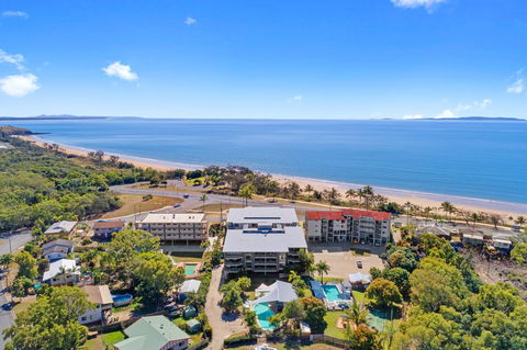 Beaches On Lammermoor Apartments - Accommodation Yamba 1