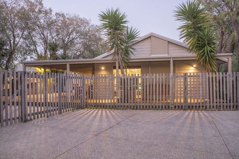 Boardwalk - Accommodation Yamba 0