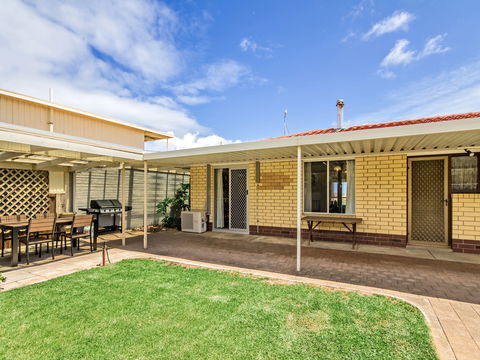 Century 21 SouthCoast: Sun And Sea - Accommodation Yamba 0
