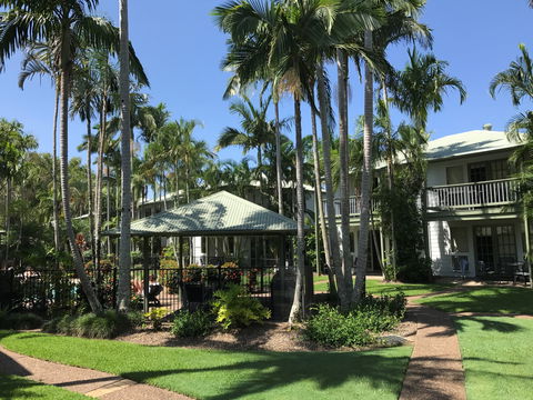 Coral Beach Noosa Resort - Accommodation Yamba 2