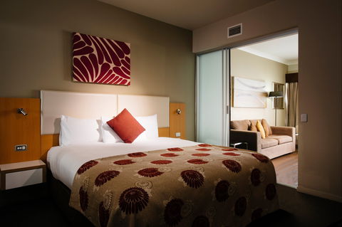 Grand Hotel And Apartments Townsville - Accommodation Yamba 1