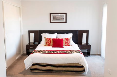 Stay Bathurst - Accommodation Yamba 1