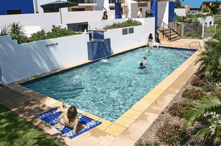 Kacys Bargara Beach Motel - Accommodation Yamba 5