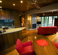 Hill of Content - Accommodation Yamba
