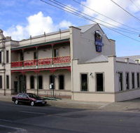 Mitchell River Tavern - Accommodation Yamba