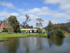 Windy Hollow - Accommodation Yamba 1