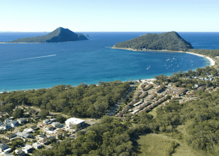 Shoal Bay Beachclub Apartments - Accommodation Yamba