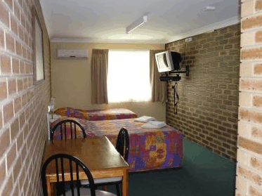 Jumbuck Motor Inn - Accommodation Yamba 4
