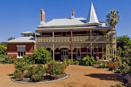 Lockridge WA Accommodation Yamba