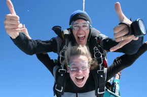 Skydive Temora - Accommodation Yamba 3