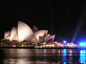 Sydney Opera House - Accommodation Yamba 3