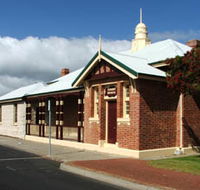 Artgeo Cultural Complex - Old Courthouse - Accommodation Yamba