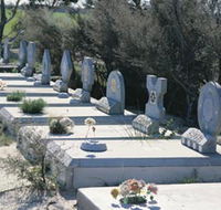 Corrigin Dog Cemetery - Accommodation Yamba