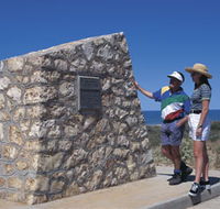 Potshot Monument - Accommodation Yamba