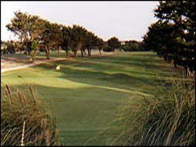 South Lakes Golf Club - Accommodation Yamba 0