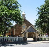 St George Church and Cemetery Tours - Accommodation Yamba