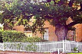 Oak Lodge - Accommodation Yamba 0