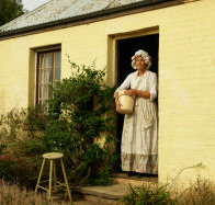 Grannie Rhodes' Cottage - Turn The Key Of Time - Accommodation Yamba