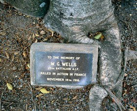 Eumundi War Memorial - Accommodation Yamba 0