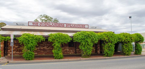 The Overlanders Steakhouse - Accommodation Yamba 1