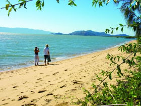 Bushland Beach QLD Accommodation Yamba