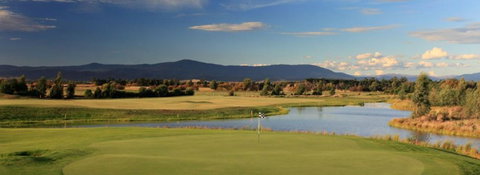 Yering Meadows - Accommodation Yamba 1