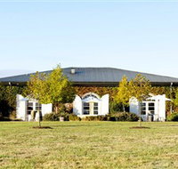 Dominique Portet - Accommodation Yamba