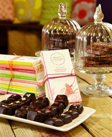 Bright Chocolate - Accommodation Yamba 4