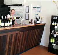 Billy Button Wines - Accommodation Yamba