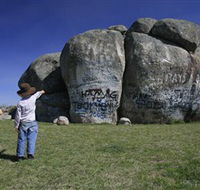 Thunderbolts Rock - Accommodation Yamba