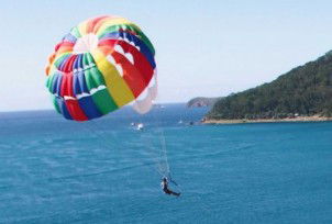 Port Stephens Parasailing - Accommodation Yamba 1