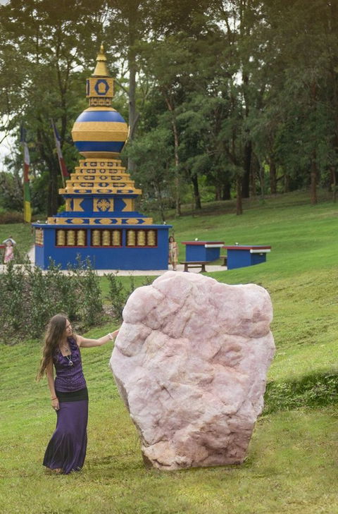 Crystal Castle & Shambhala Gardens - Accommodation Yamba 9