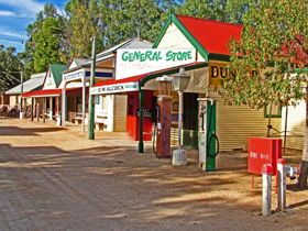 The Village, Historic Loxton - Accommodation Yamba 2