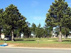 Loxton Motorhome Reserve - Accommodation Yamba 0