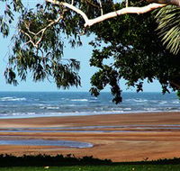 Beachfront Hotel - Accommodation Yamba