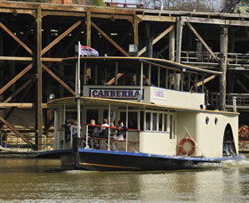 Paddlesteamer Canberra - Accommodation Yamba 1