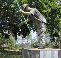 Cane Cutter Memorial - Accommodation Yamba